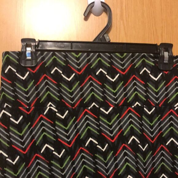 Lularoe Cassie skirt size medium - Picture 3 of 5